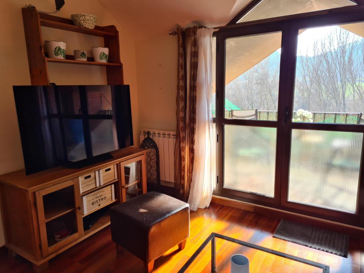 El Atico De La Gorga Appartement Boltaña Buitenkant foto